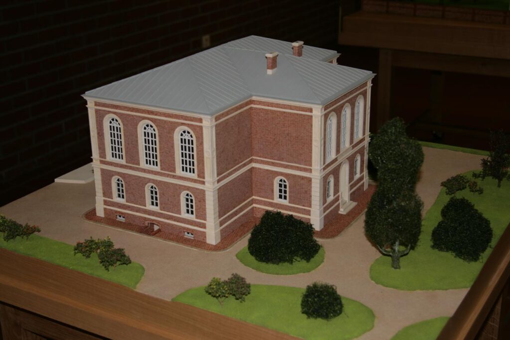 Maquettiste à Caen - muséographie Archives départementales d'Evreux